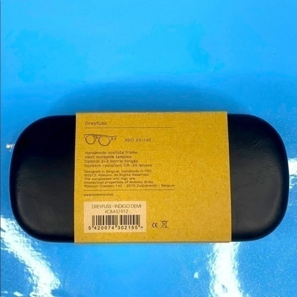 Men’s KOMONO Black Blue Sunglasses NEW🌴